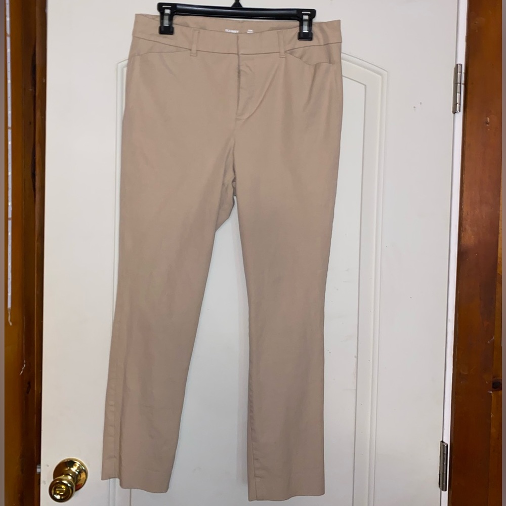 Stretchy khakis